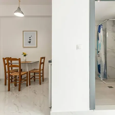 Fysalida's Coastal Gem 5 - Steps Away From The Sea *
